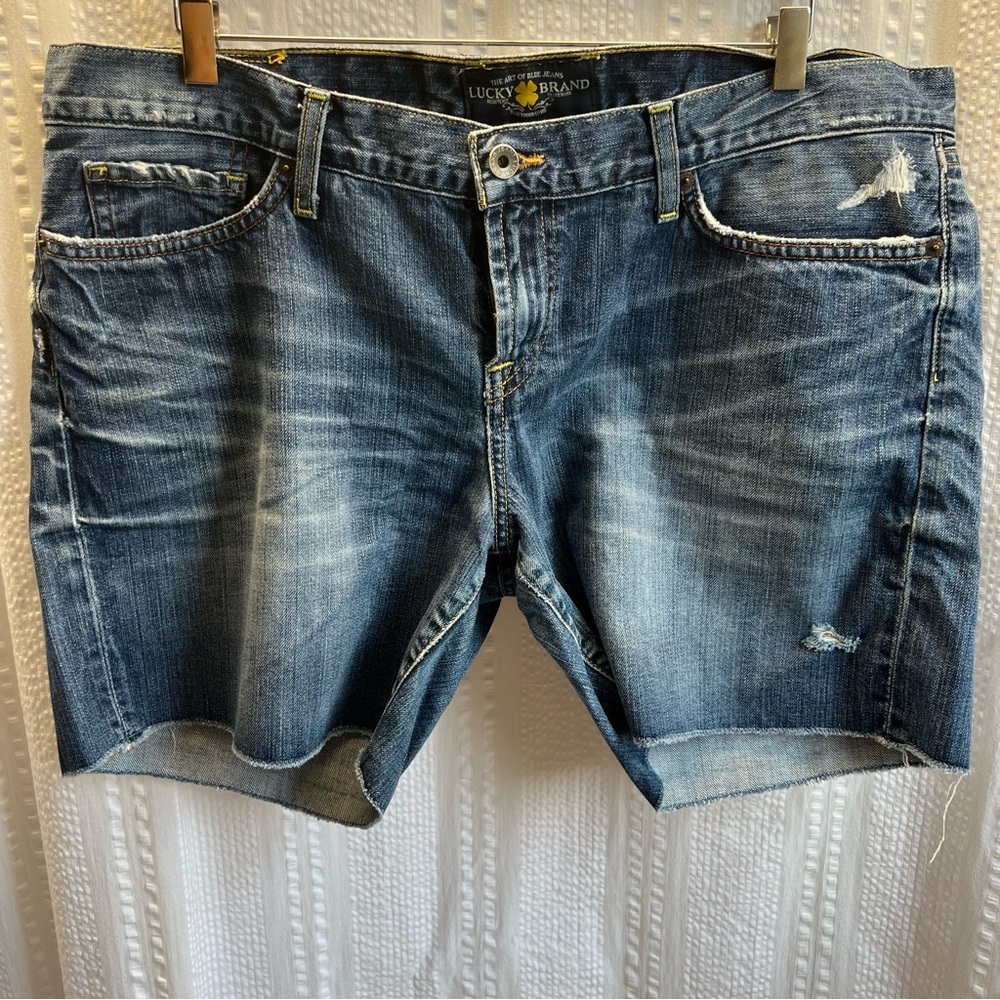 Lucky Brand Shorts Womens 14/32 Blue Denim Riley Frayed Hem Whisker Distress